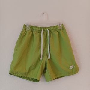 Nike Short Boys Size Small Green